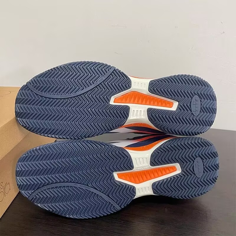 รองเท้าเทนนิสคลาสสิค ยี่ห้อดัง - Table Tennis Form บทวิจารณ์และราคา